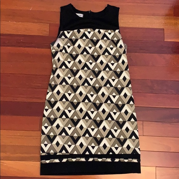 Sleeveless Italian dress - Picture 1 of 4